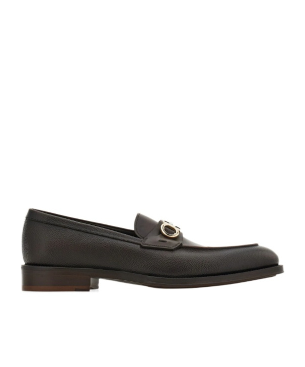 Ferragamo Round Head Business Casual Shoes In Black