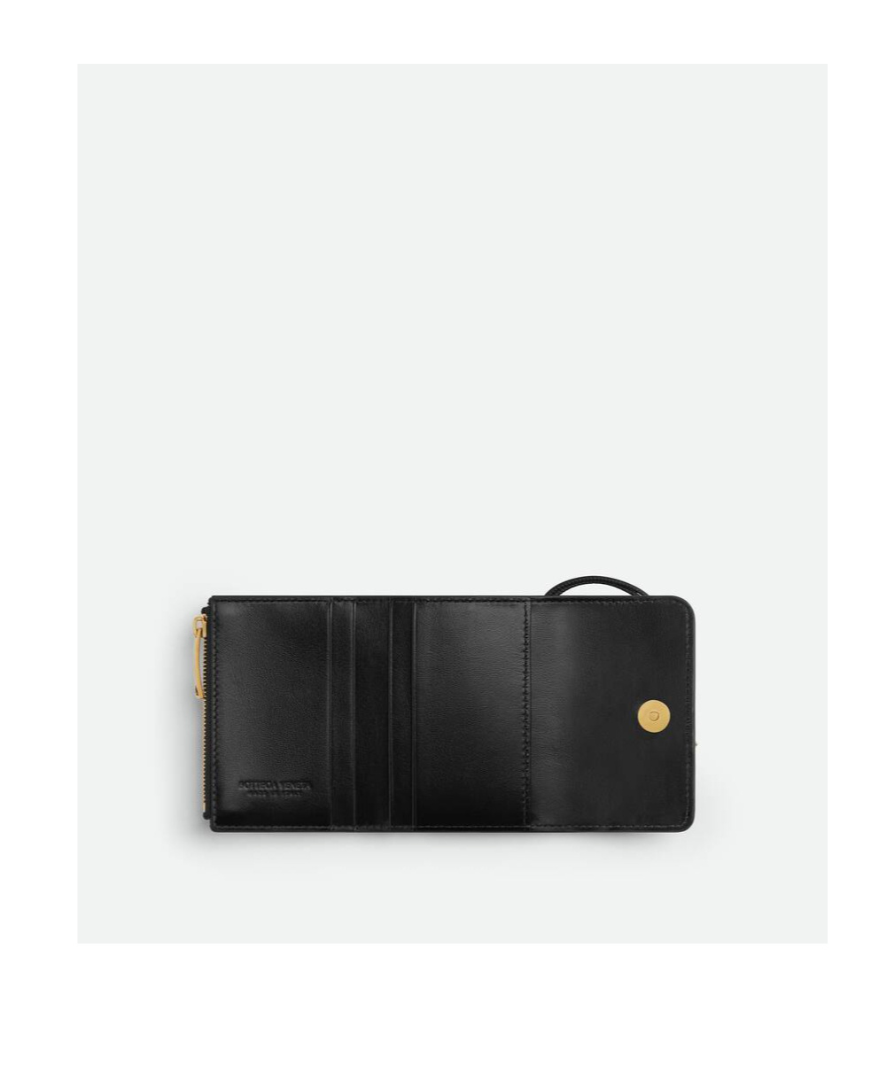 Bottega Veneta Leather Intrecciato Andiamo Trifold Wallet In Black