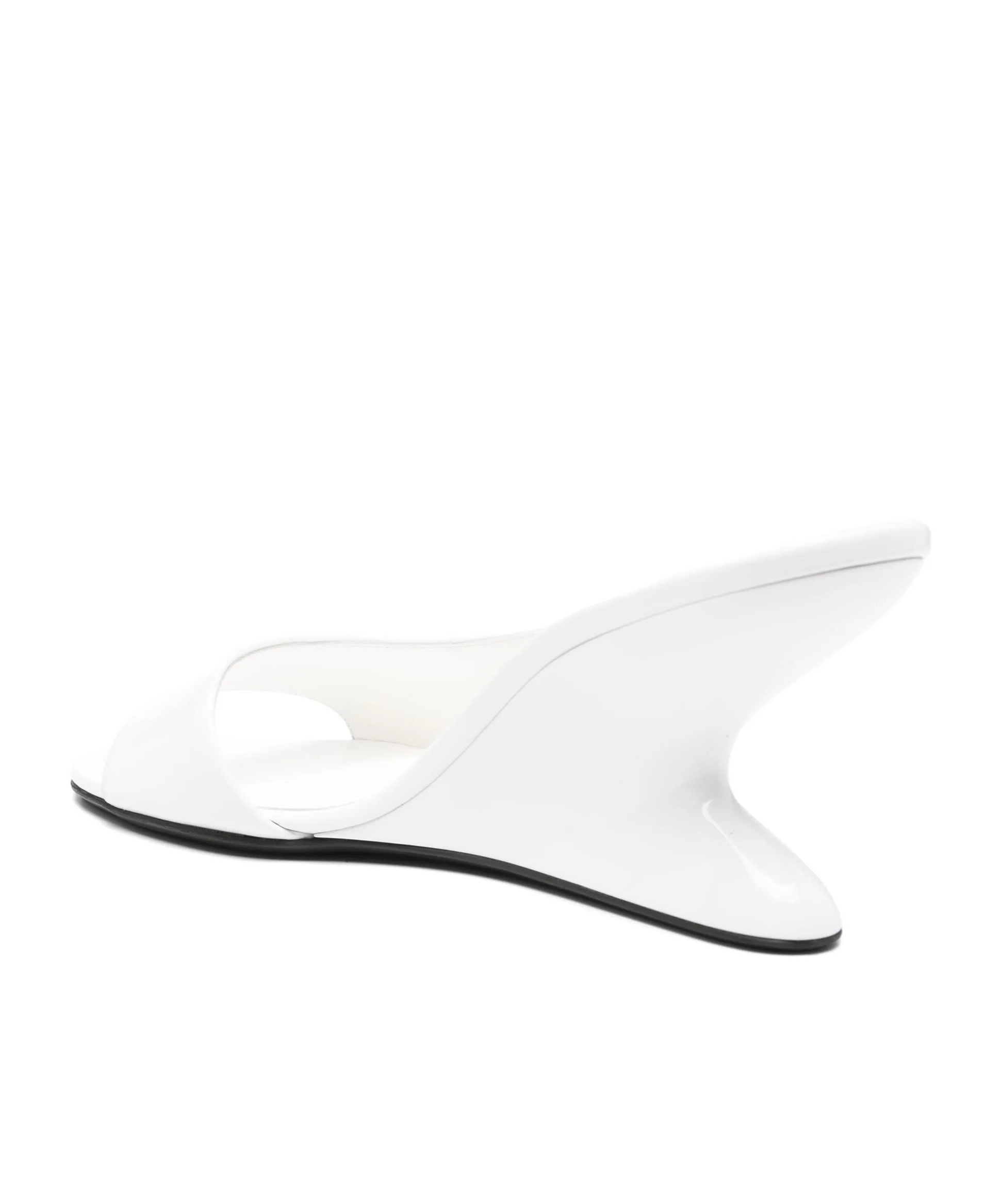 Alaïa Round-toe Wedge Sandals In White