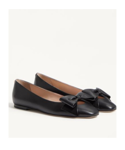 Valentino Bowow Round Toe Slip-on Ballet Flats In Black