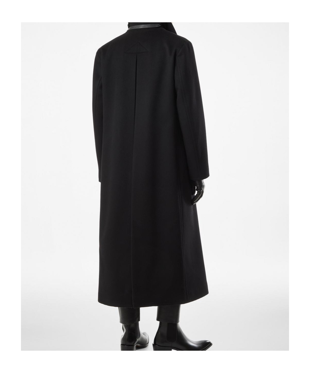 Tom Ford Long-sleeved Coat In Black