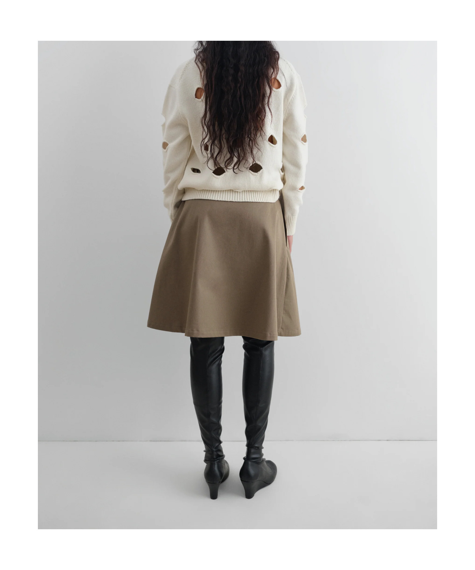 Gimaguas Cut-out Cotton Sweater In Brown