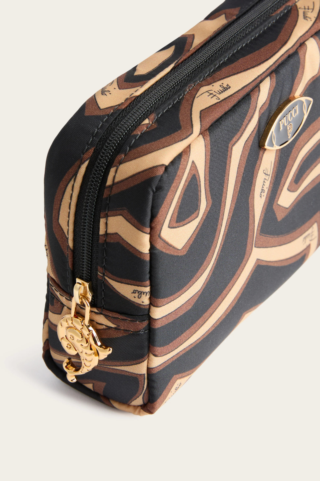 Pucci Small Yummy Makeup Bag In Black