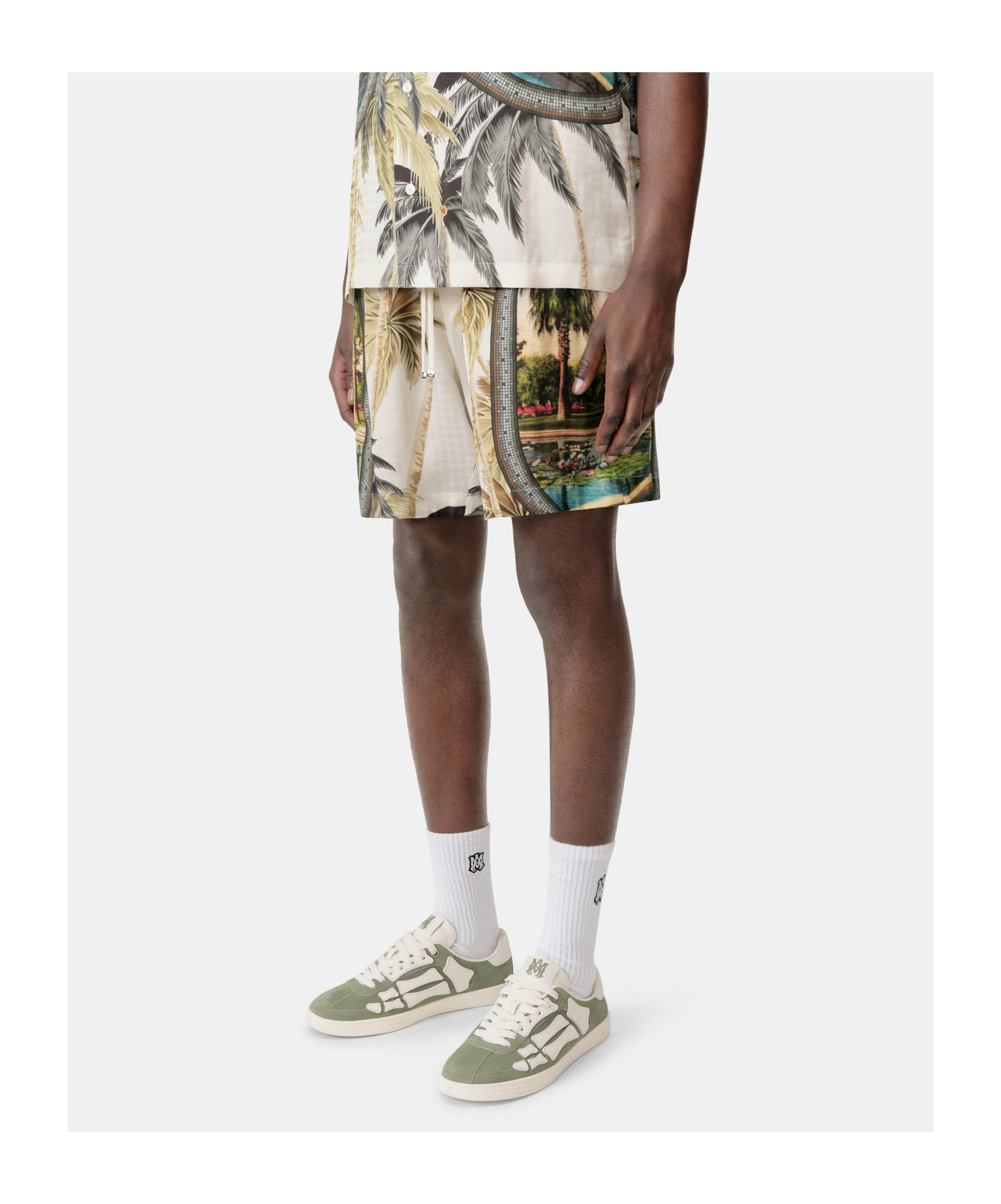 Amiri Paradise Straight-leg Printed Satin Drawstring Shorts In Multi