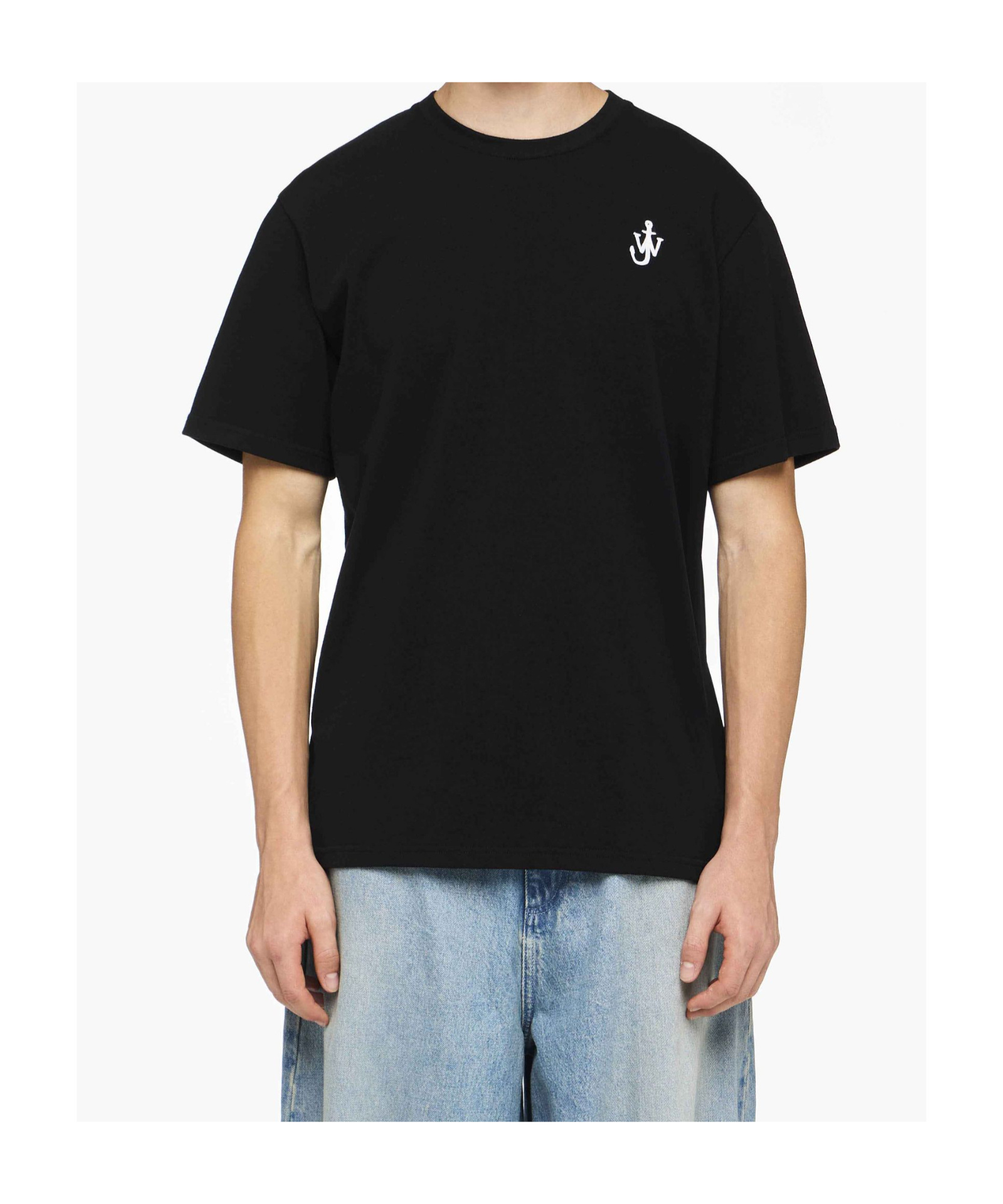 Jw Anderson Men Short Sleeves T-shirt With Logo In Black