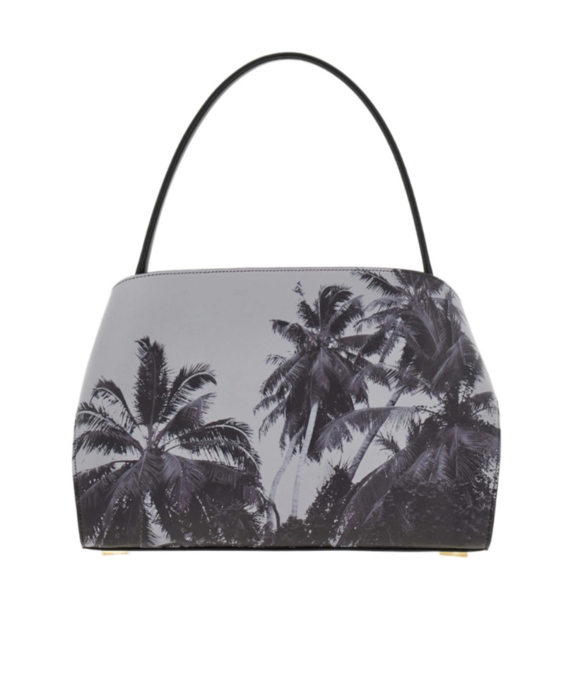 Ferragamo Medium Hug Shoulder Bag In Black