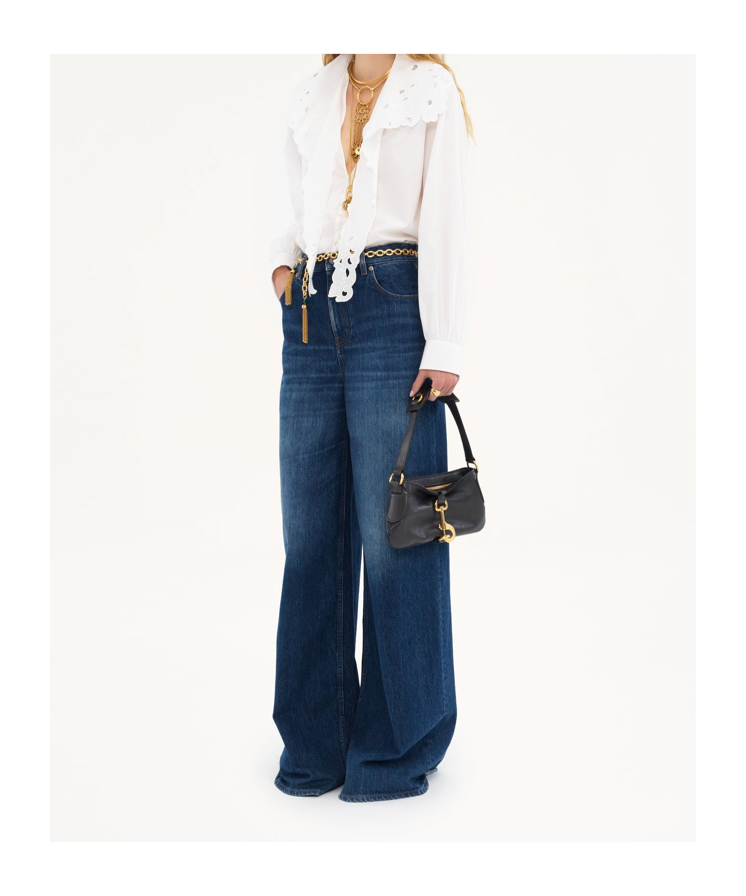 Chloé White Shirt With Embroidered Bow Tie In White