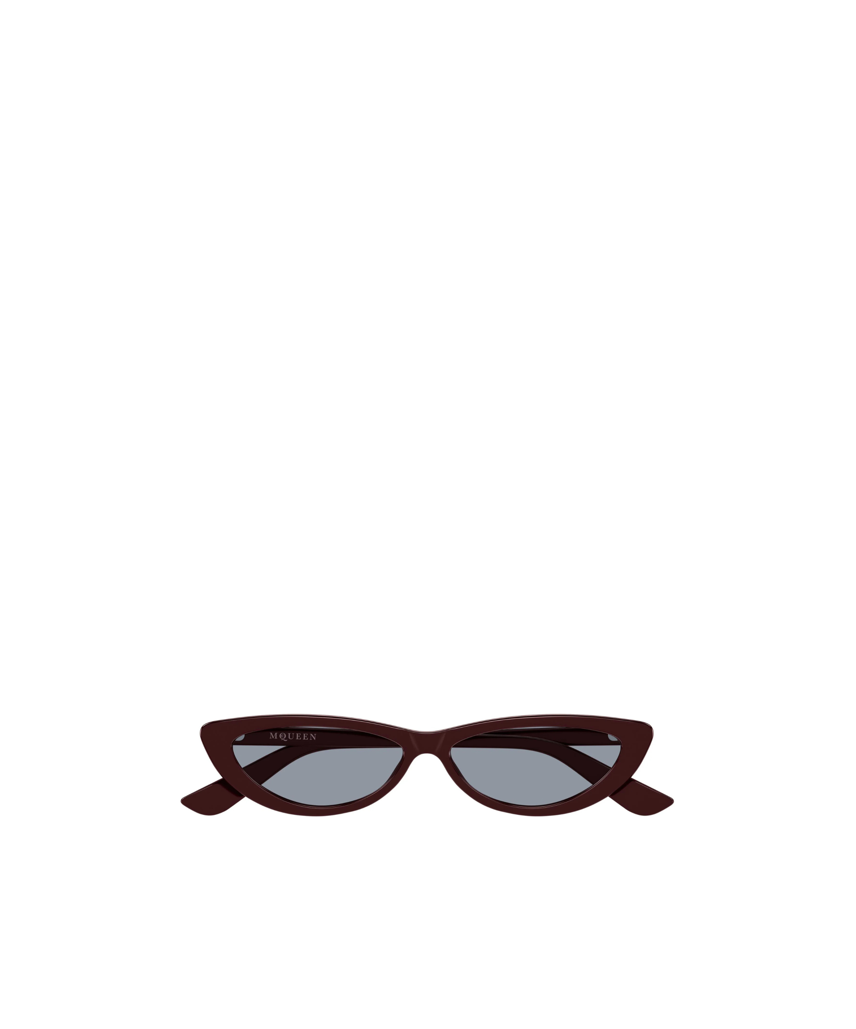 Alexander Mcqueen Geometric Sunglasses In Burgundy