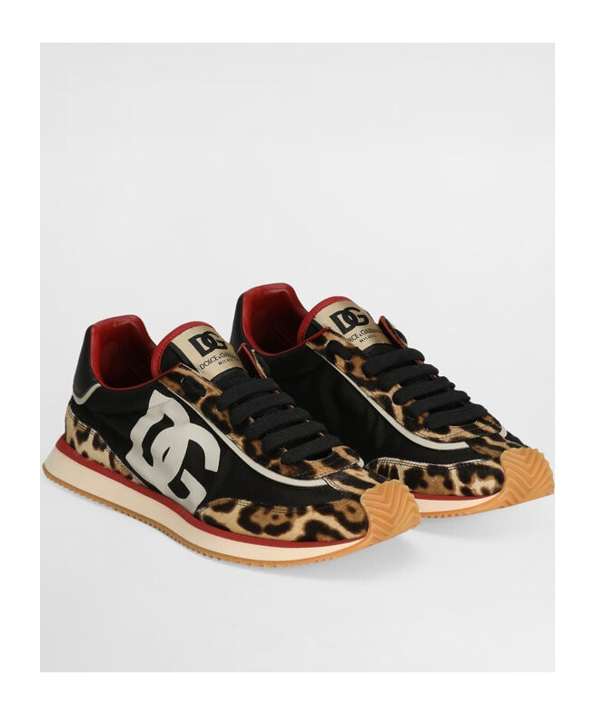 Dolce & Gabbana Round Head Low-cut Sneakers In Nude