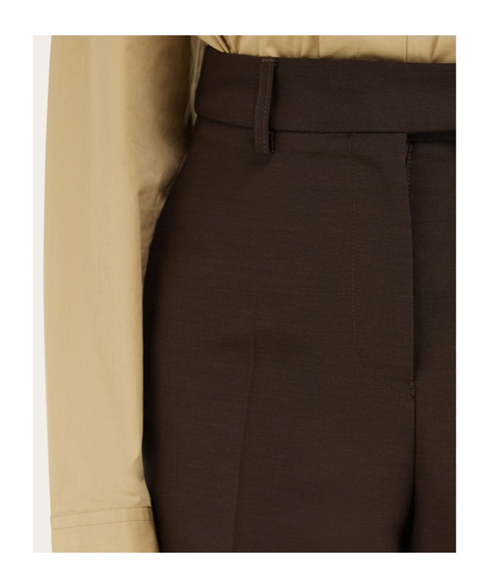 Shop Ferragamo Pleated Casual Pants In Black