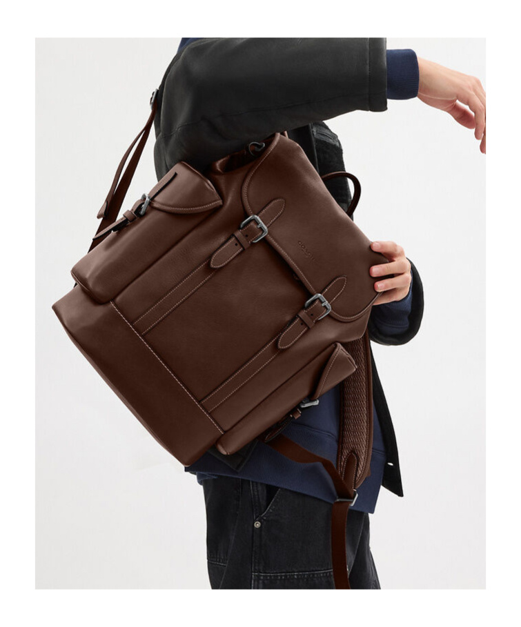 Coach Hitch Backpack In Brown