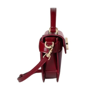 Gucci Small Half-moon Shoulder Bag In Red
