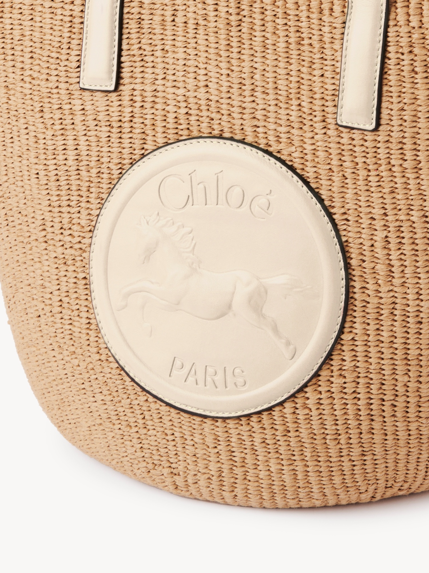 Chloé Horse Medal Circular Emblem Shoulder Bag In Nude