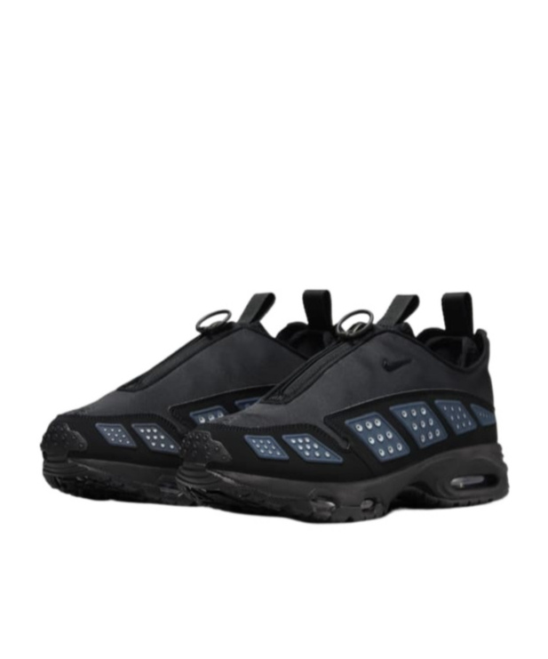 Nike Mesh Upper Sneakers Featuring Pull Tab In Black