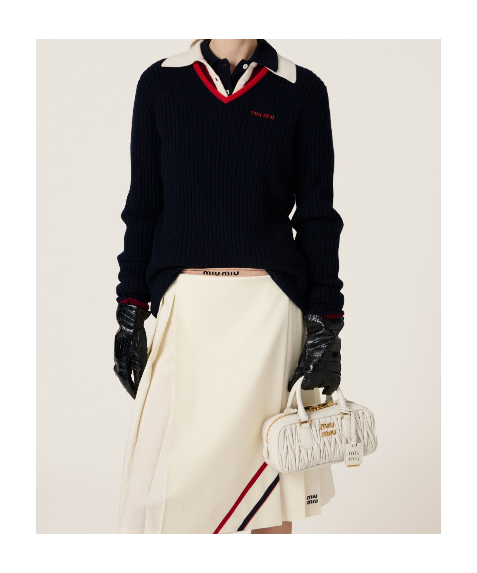 Miu Miu V-neck Cashmere Sweater In Black