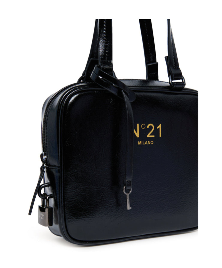 Shop N°21 Logo Print Shoulder Bag In Black
