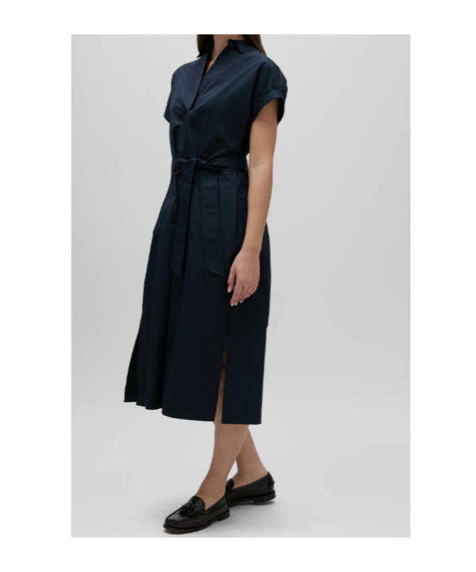 Aspesi A Long Dress With A Belt In Black