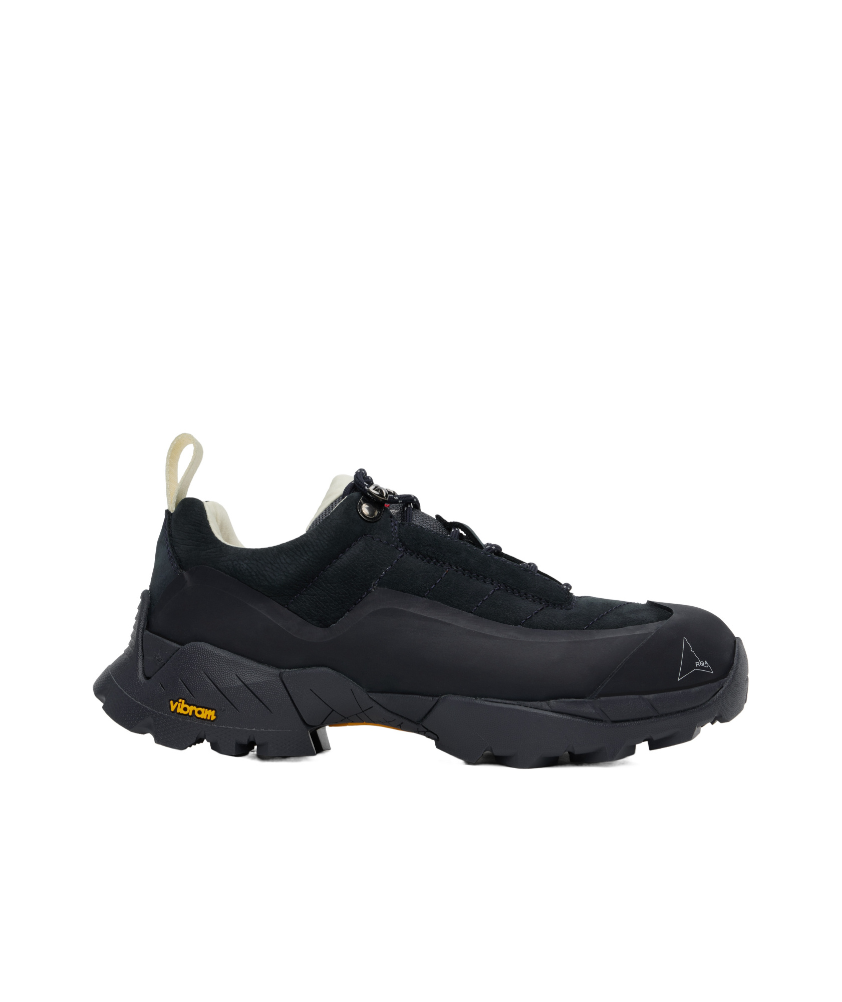 Roa Round Toe Low-top Sneakers In Black