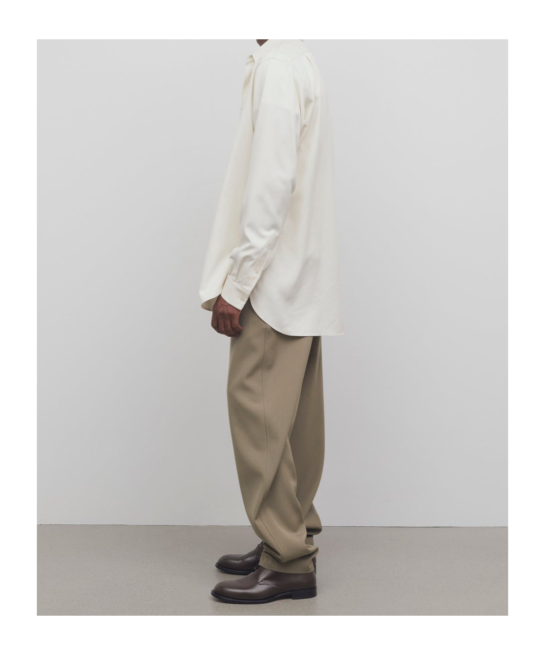 The Row Belt Loop Wool Casual Pants In Green