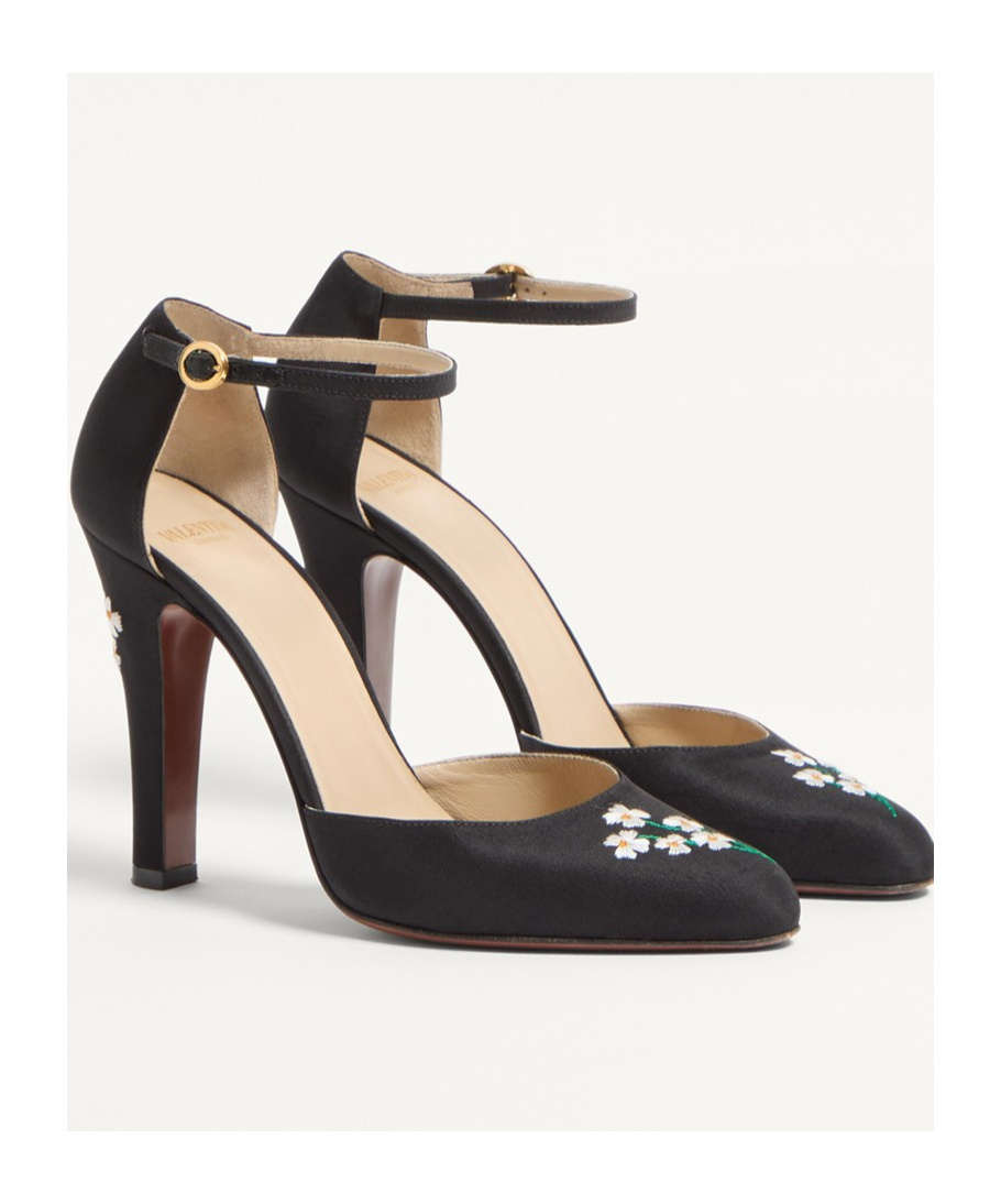 Valentino Garavani Hi Dolly Fabric Pumps With 105 Mm Floral Embroidery Woman Black 41 In Black