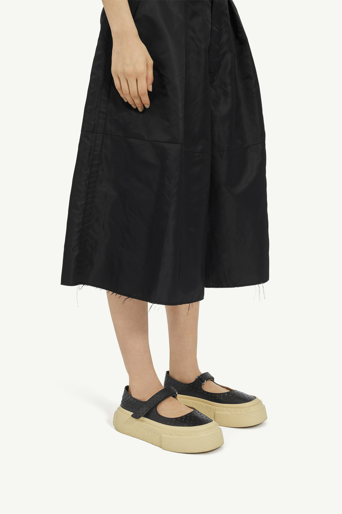 Mm6 Maison Margiela Chunky Gambetta Shoes In Nude