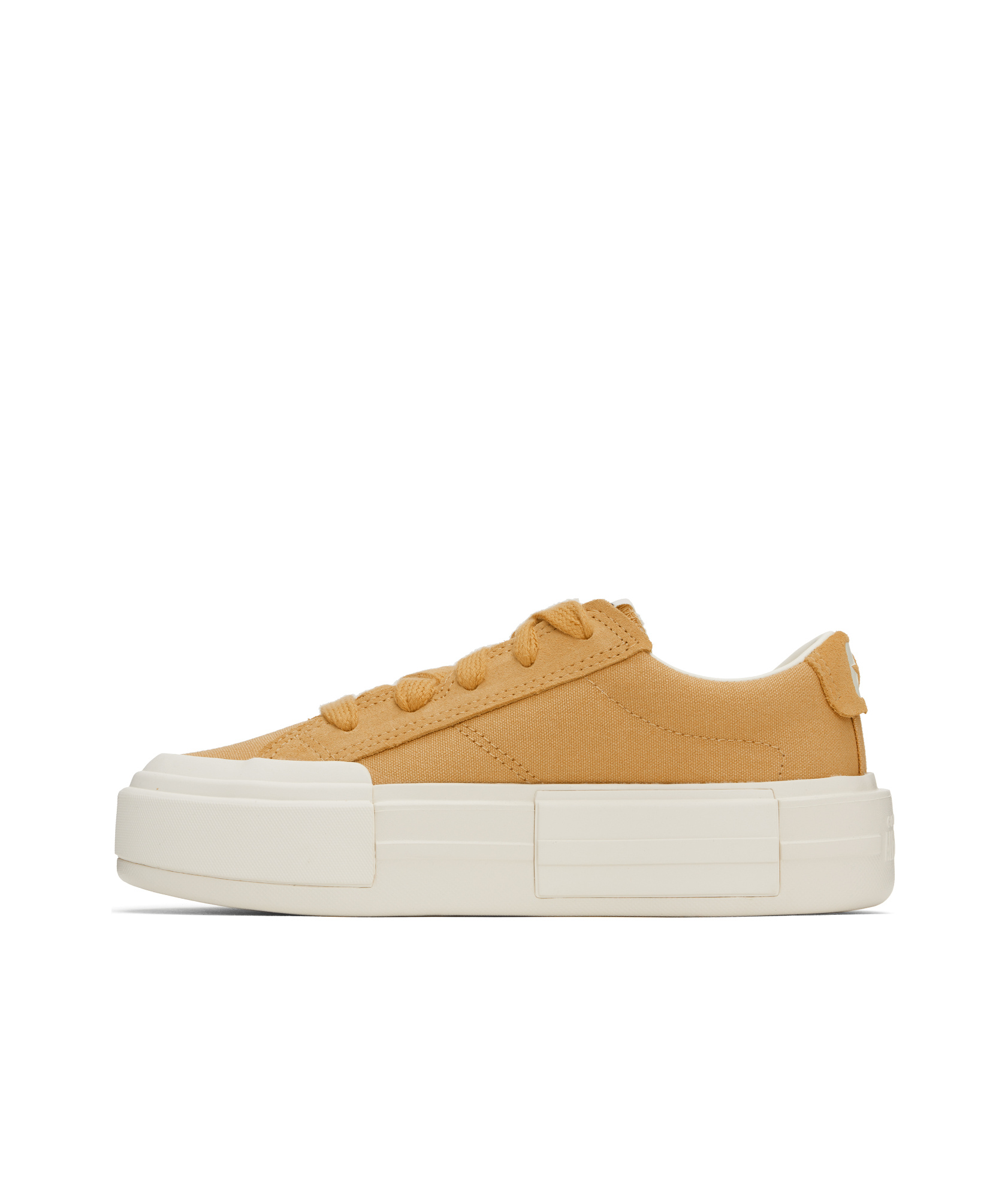 Converse Chuck Taylor All Star Cruise Low Top Sneakers In White