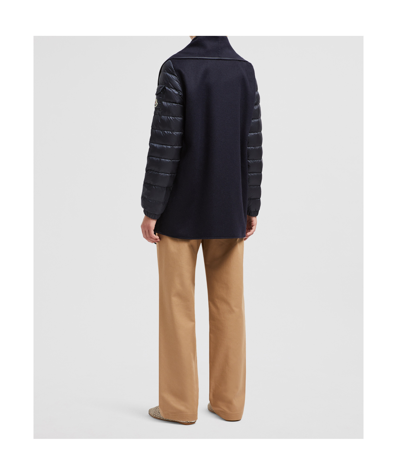 Moncler Cape En Feutre De Laine Matelassé In Blue