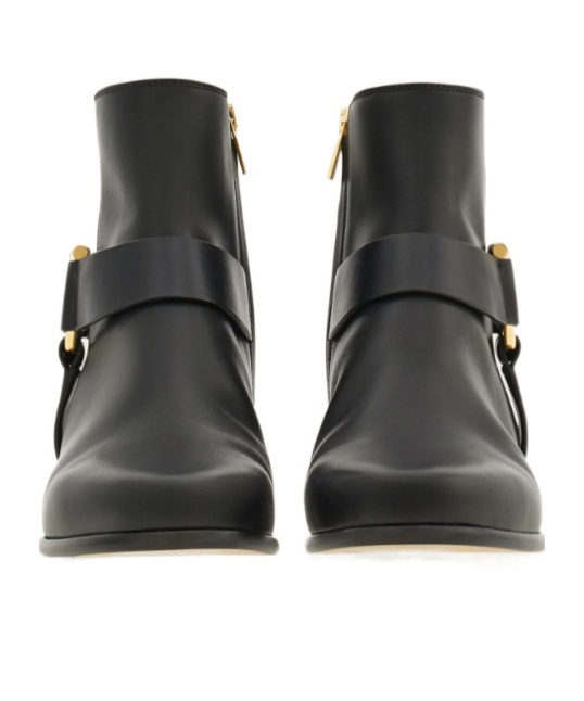 Ferragamo Gancini Ornament Ankle Boot In Black