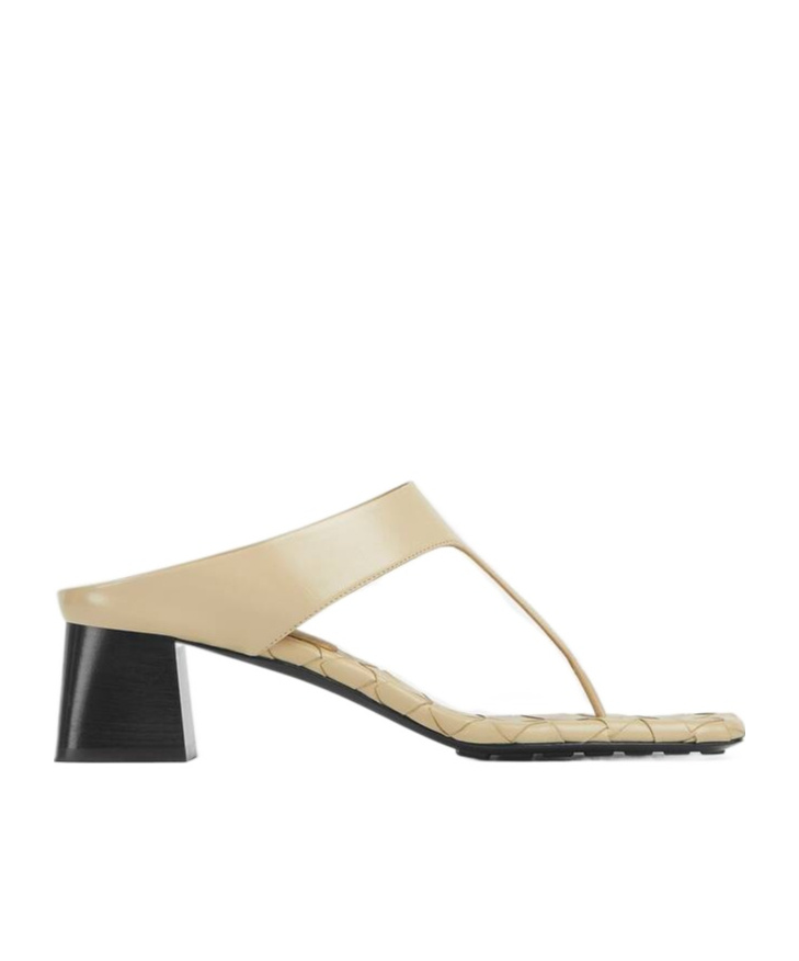 Bottega Veneta Marella Leather Thong Slide Sandals In Nude