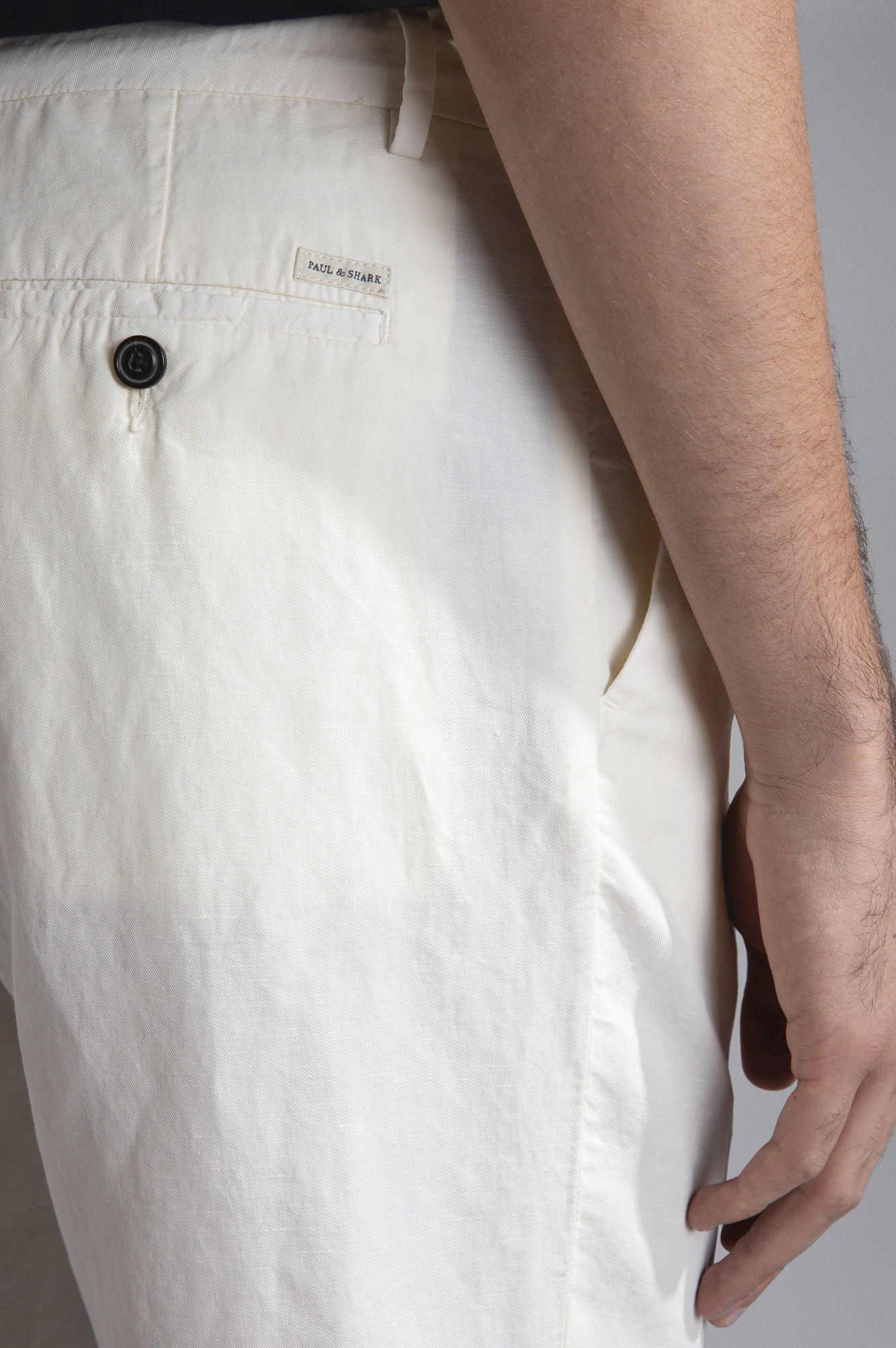 Shop Paul & Shark Paul Shark Cotton-linen Bermuda Shorts In White
