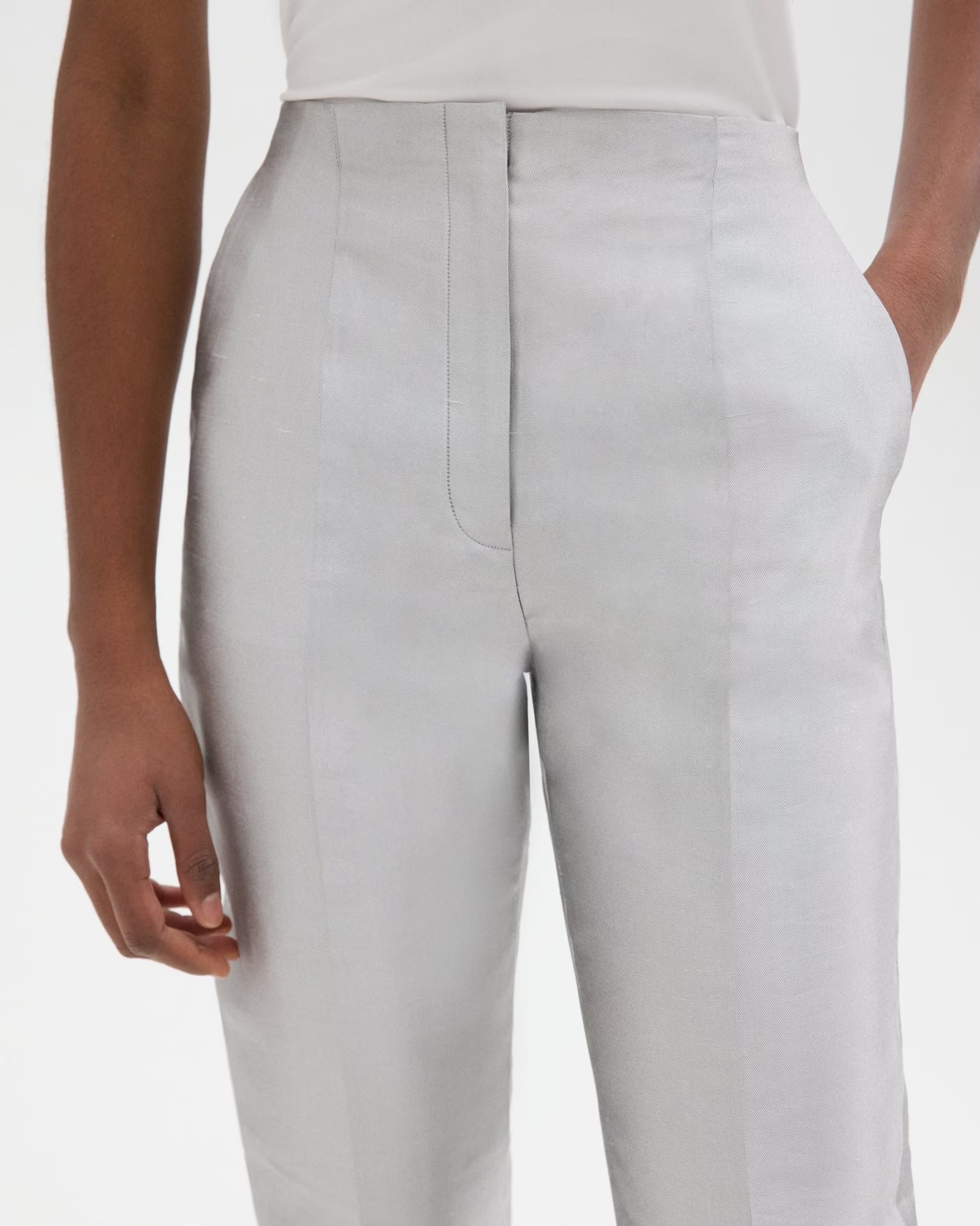 Theory Tapered Cropped Trousers In White