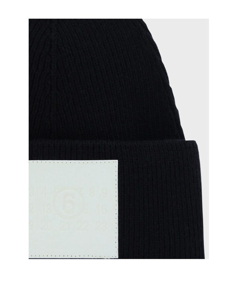 Mm6 Maison Margiela Beanie - - Wool - Black In Black