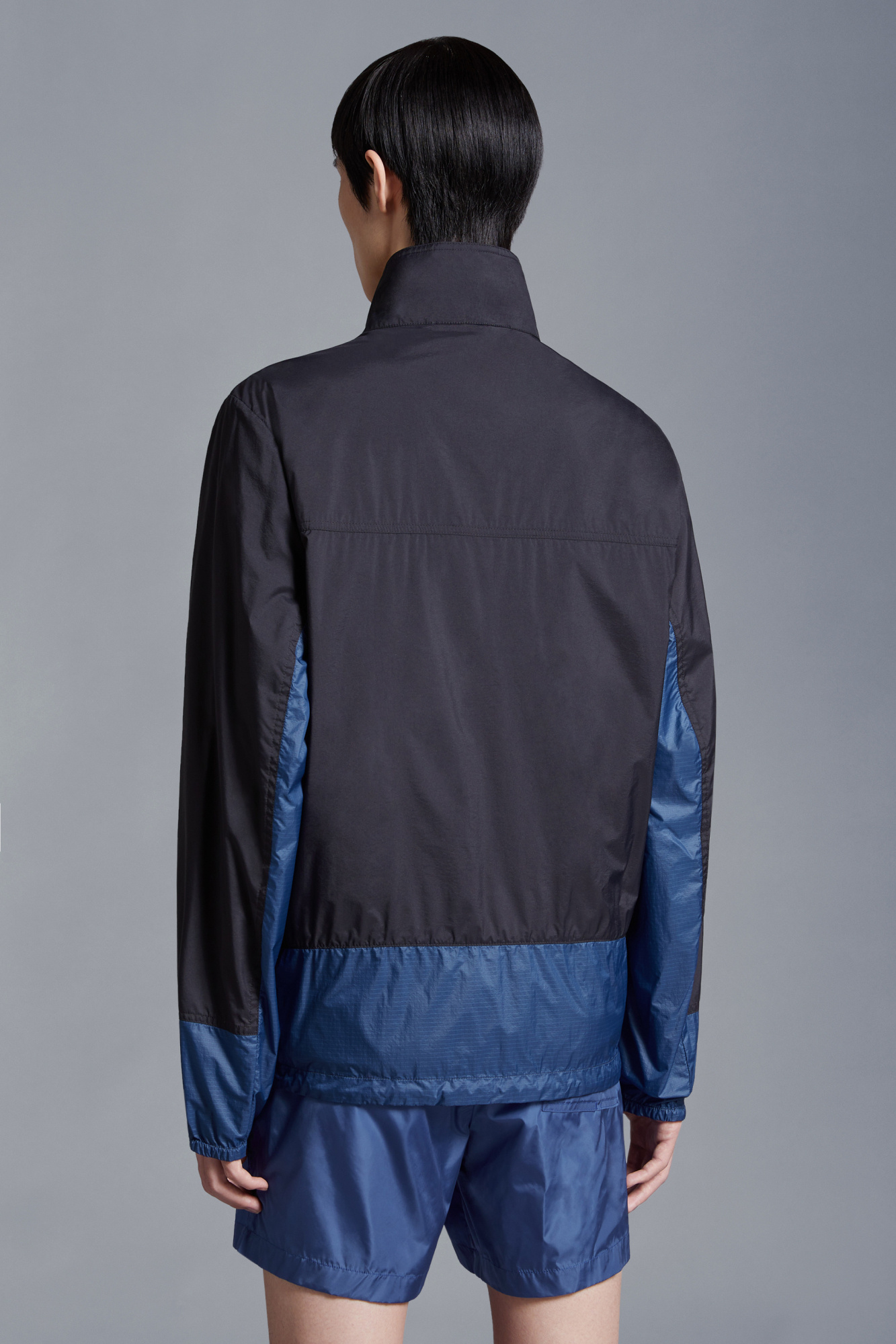 Moncler Long-sleeved Casual Jacket In Black