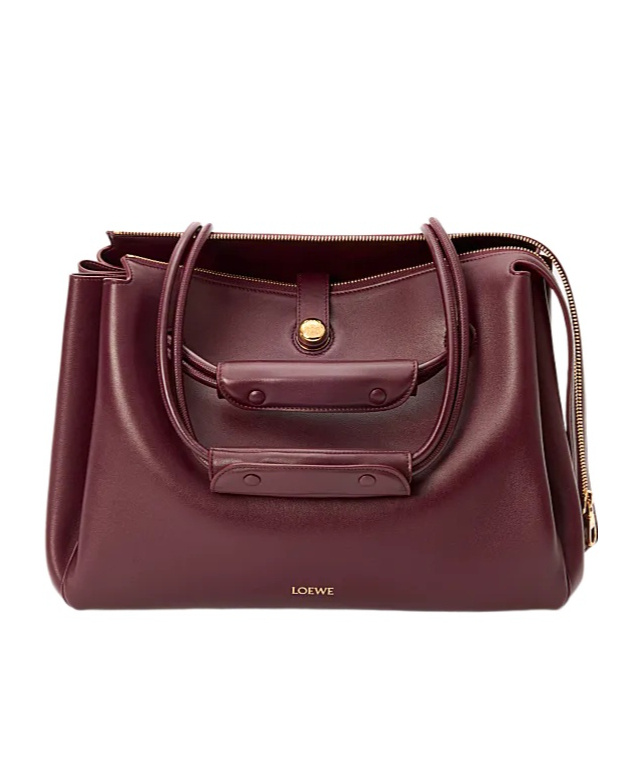 Loewe Lettering Shoulder Bag In Red