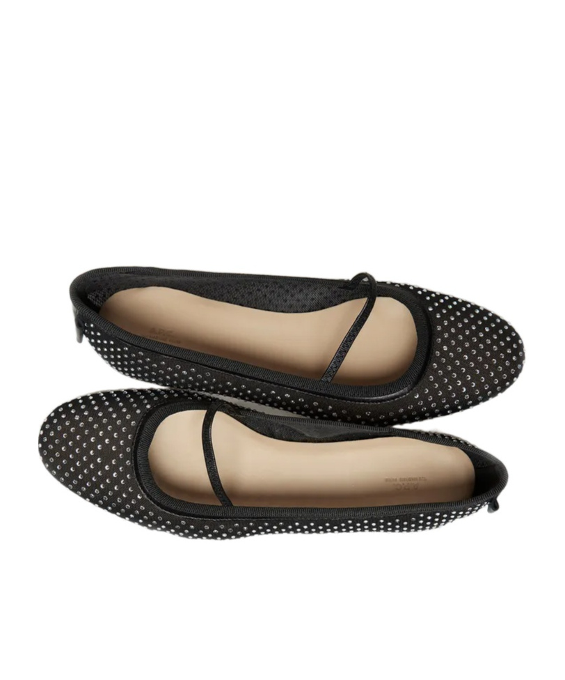 Apc A.p.c. Ballerine Swan In Black