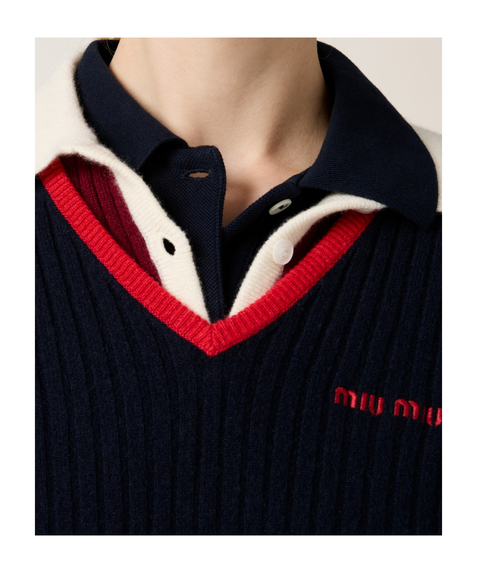 Miu Miu V-neck Cashmere Sweater In Black