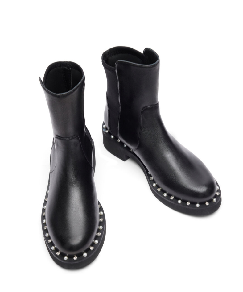 STUART WEITZMAN ROUND SHORT BOOTS