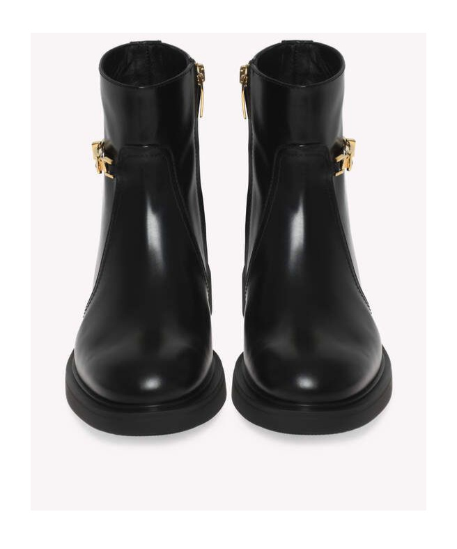 Gianvito Rossi Round-head Short Boots In Black