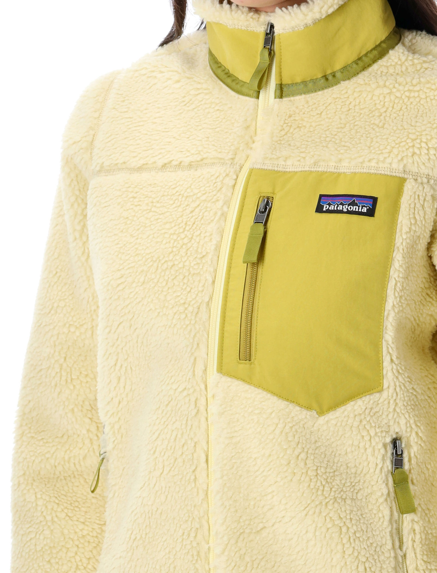 Patagonia Classic Retro-x Jacket In Green