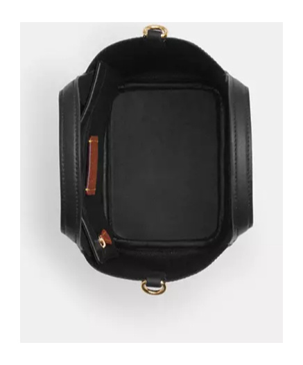 Coach Hanna Bucket Bag Signature Canvas In Black