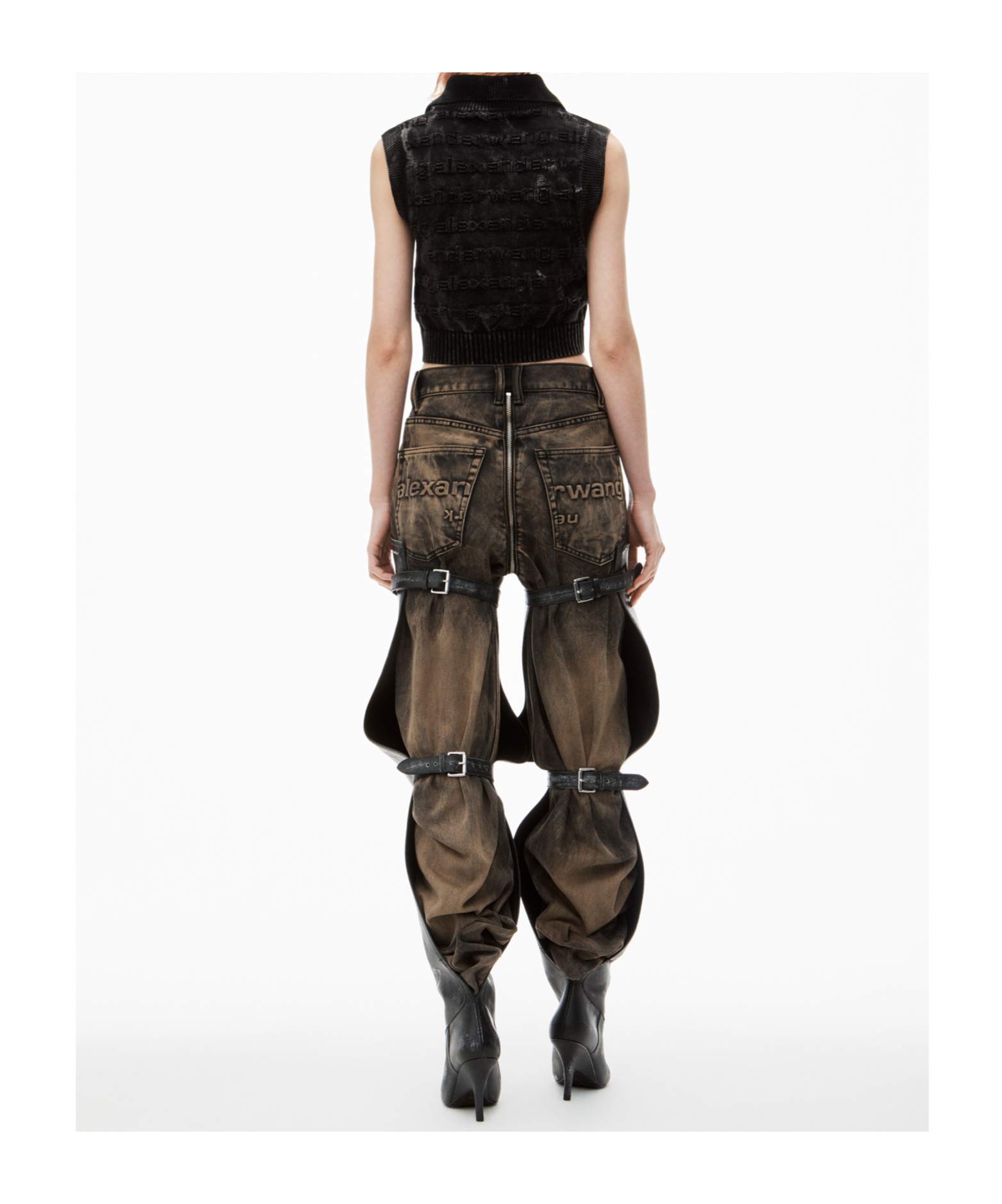 Alexander Wang Logo-intarsia Knitted Vest In Black