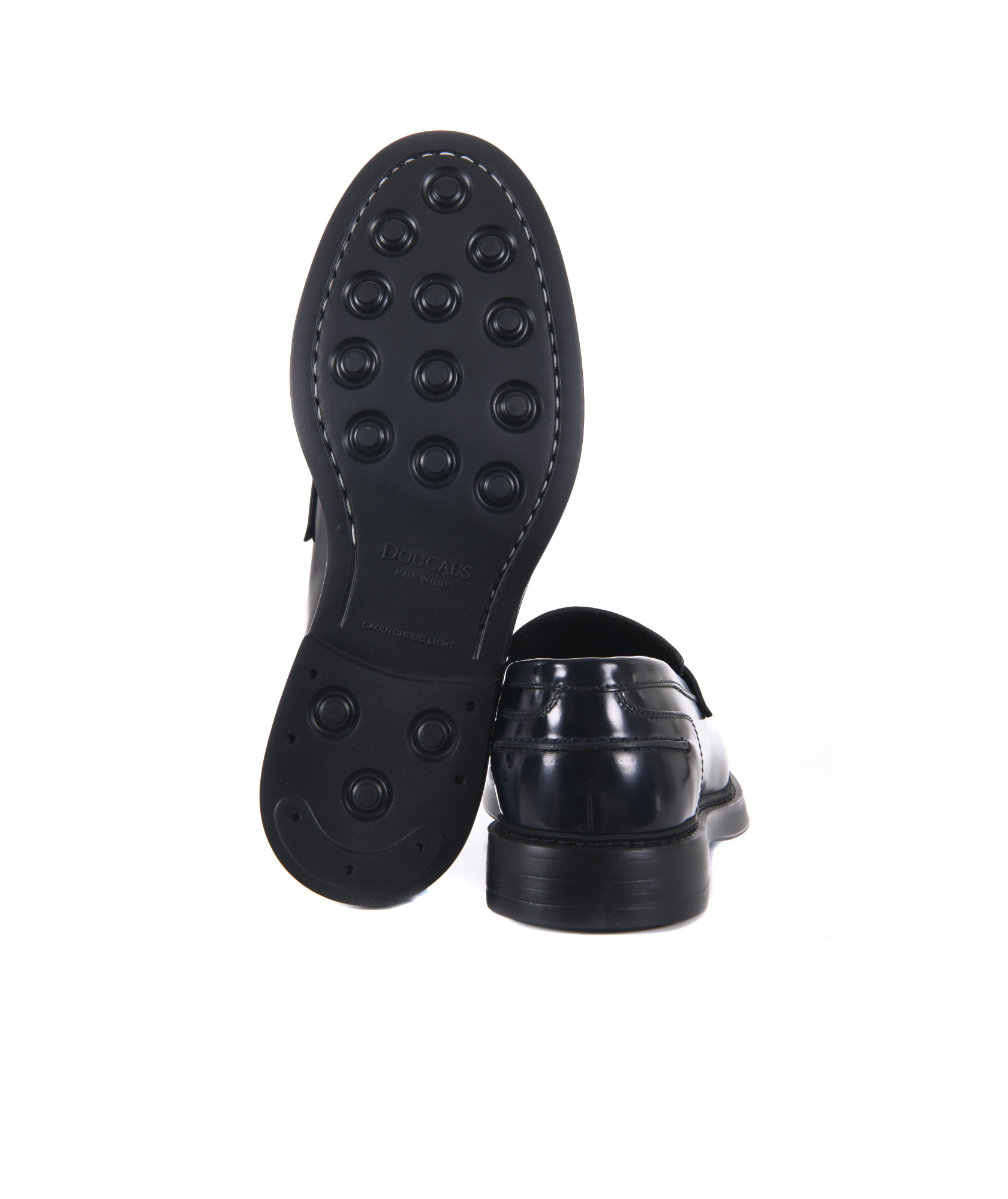 Doucal's Round Head Business Casual Shoes In Black