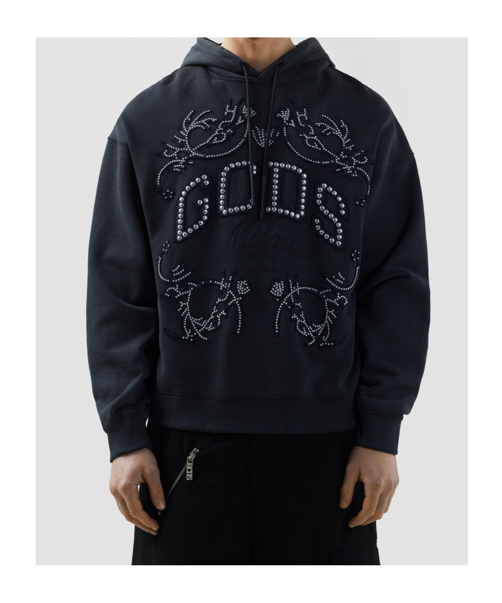 Gcds Logo-patch Hoodie In Black