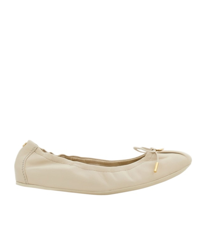 Ferragamo Leather Ballerina Shoes In Nude