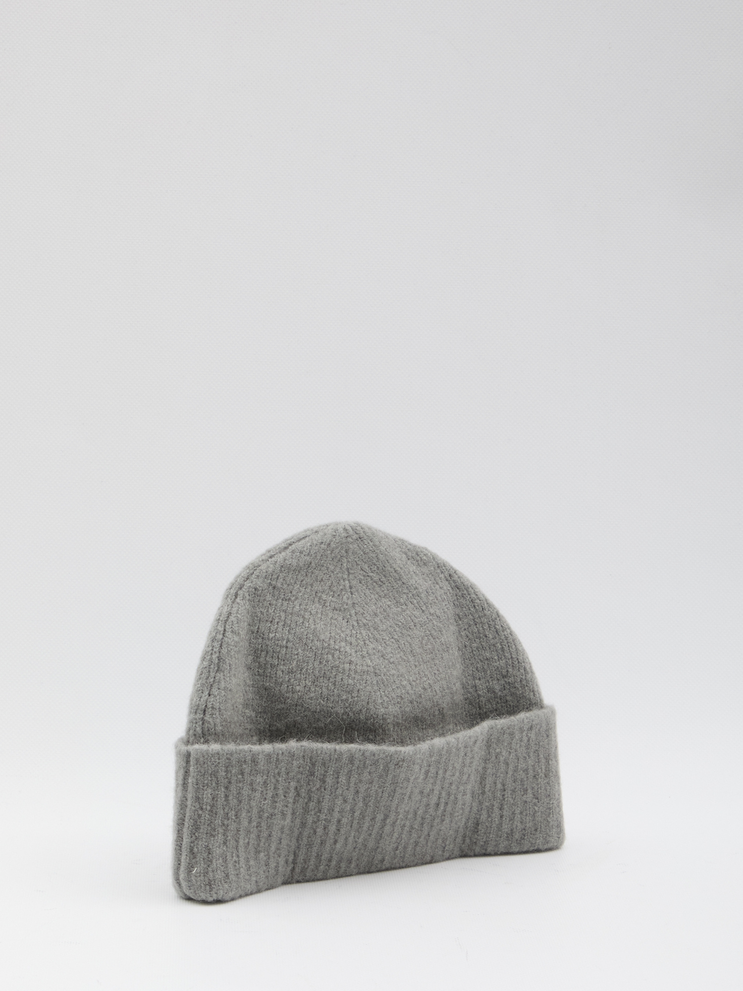 Ami Alexandre Mattiussi Beanie In Gray