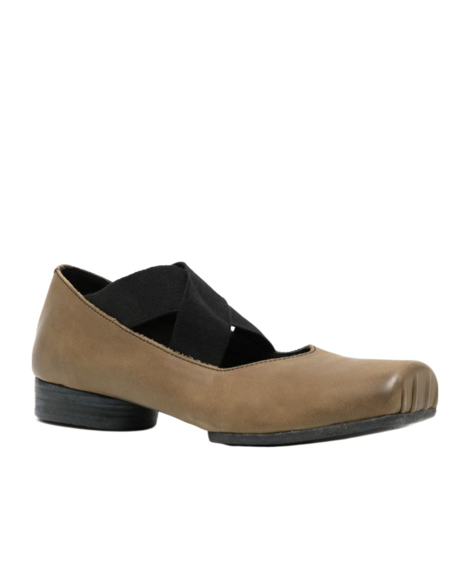 Uma Wang Square-toe Ballet Flats In Brown