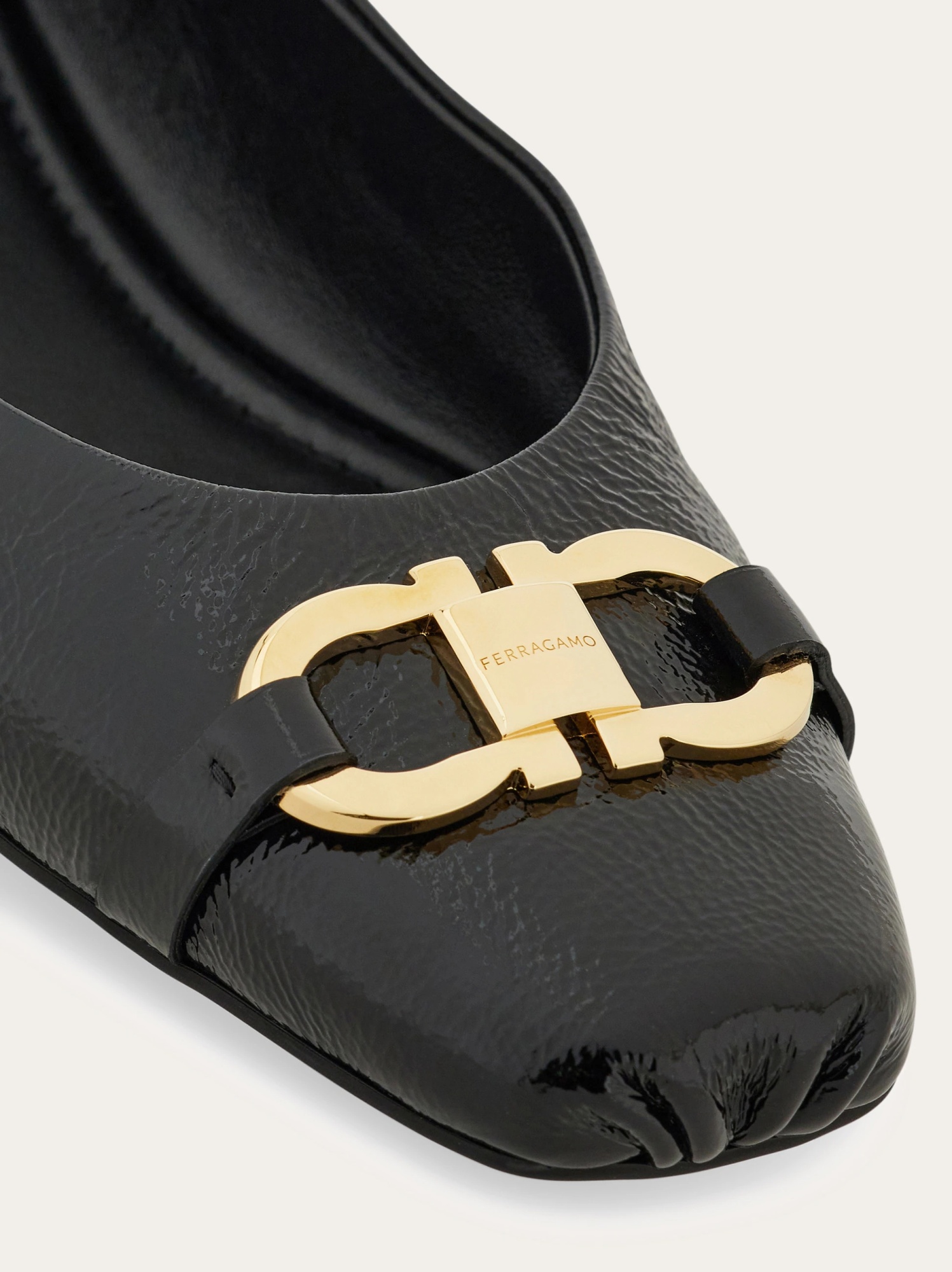 Ferragamo Gancini Decorative Ballet Shoes In Black