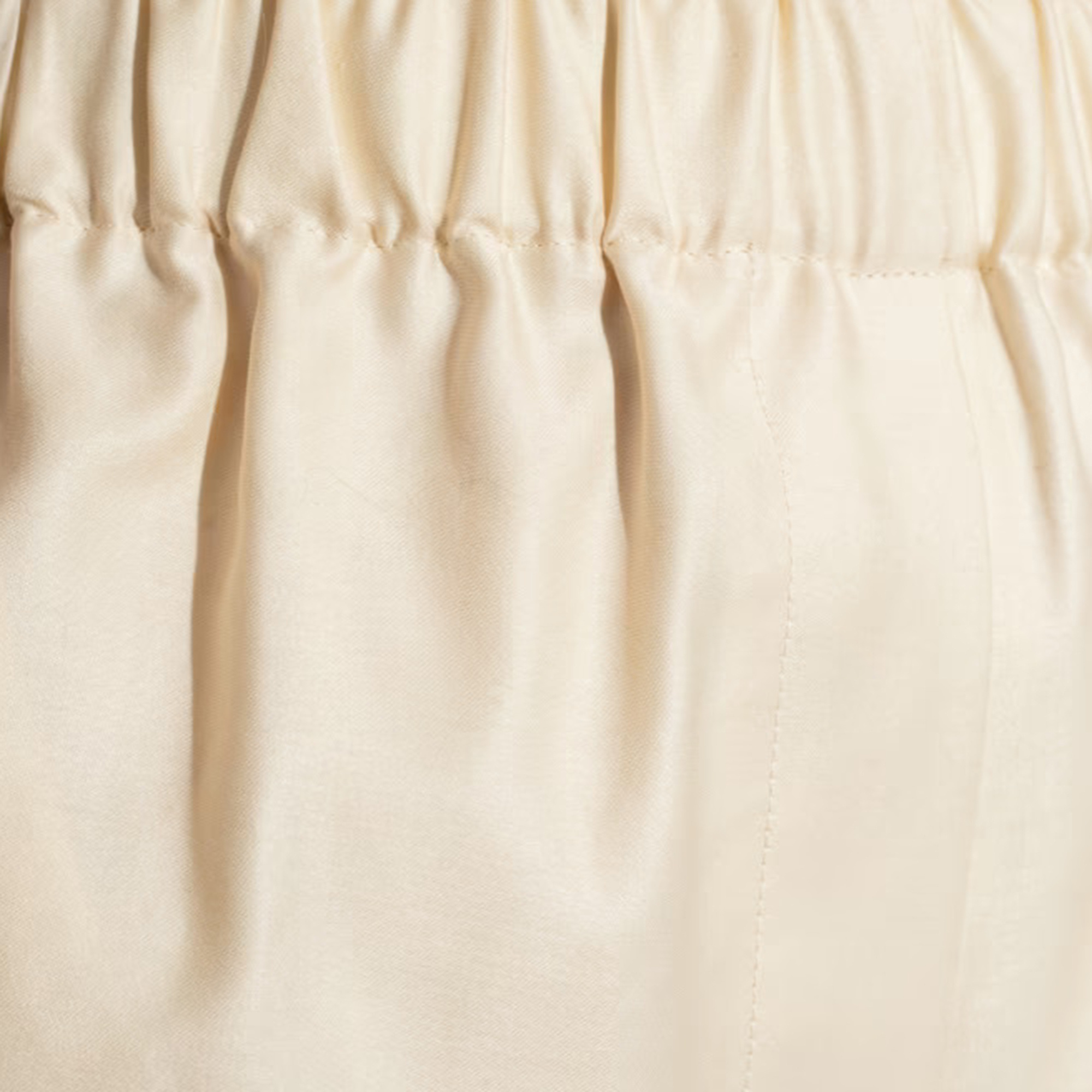 Max Mara Letter Embroidered Shorts In Nude
