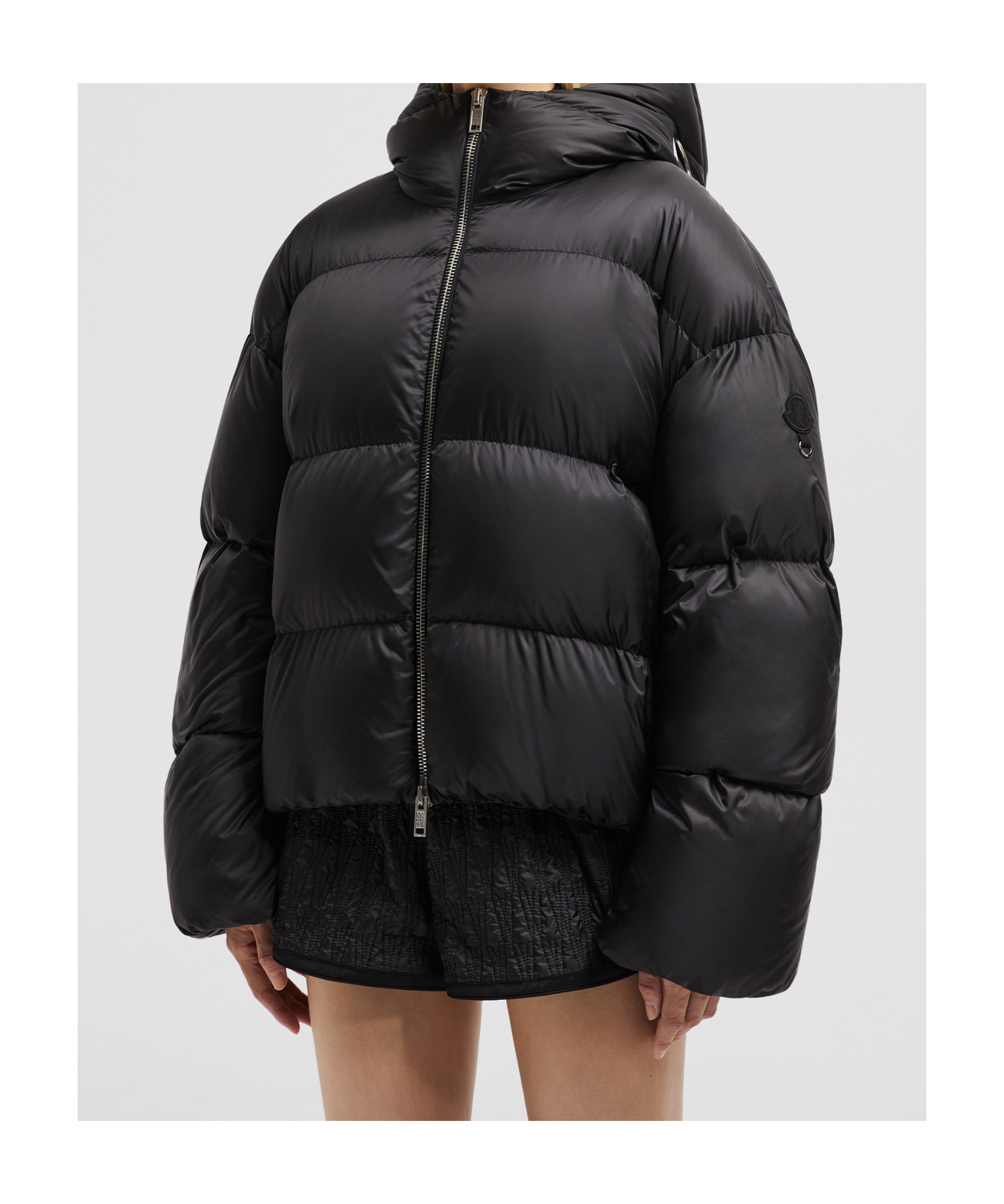 Moncler X Willow Smith Skara Hooded Short Down Jacket In Black