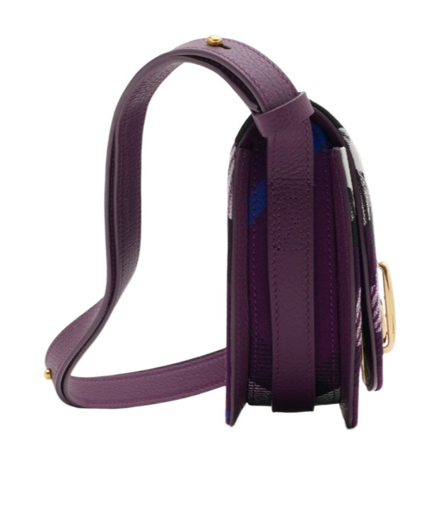 Burberry Rocking Horse Shoulder Bag In Black